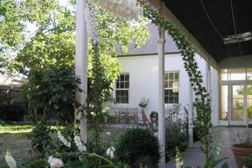 Camellia Cottage Bed & Breakfast Scotsburn Dış mekan fotoğraf